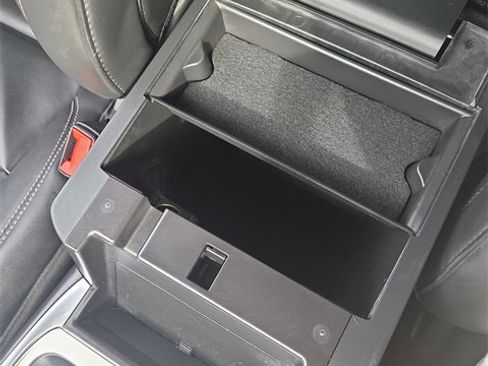 Certified 2022 Ford Explorer XLT w/ Equipment Group 202A image 43