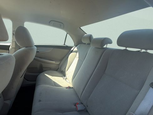Used 2013 Toyota Corolla LE FWD image 22