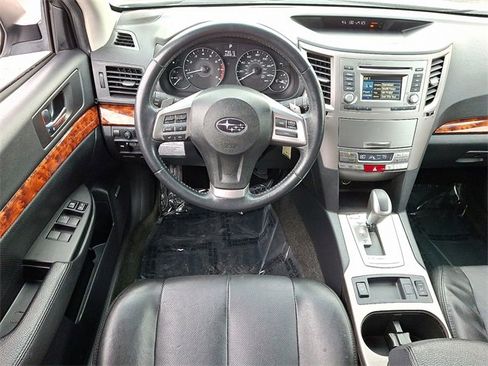 Used 2012 Subaru Outback 2.5i Limited image 11
