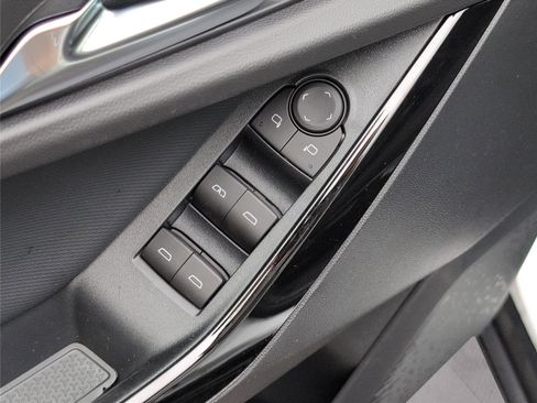 New 2026 Chevrolet Equinox LT w/ LPO, Floor Liner Package image 11