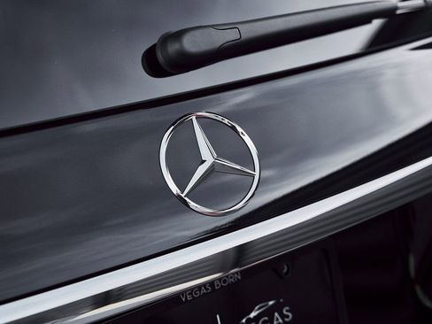 Used 2025 Mercedes-Benz GLS 63 AMG 4MATIC image 12