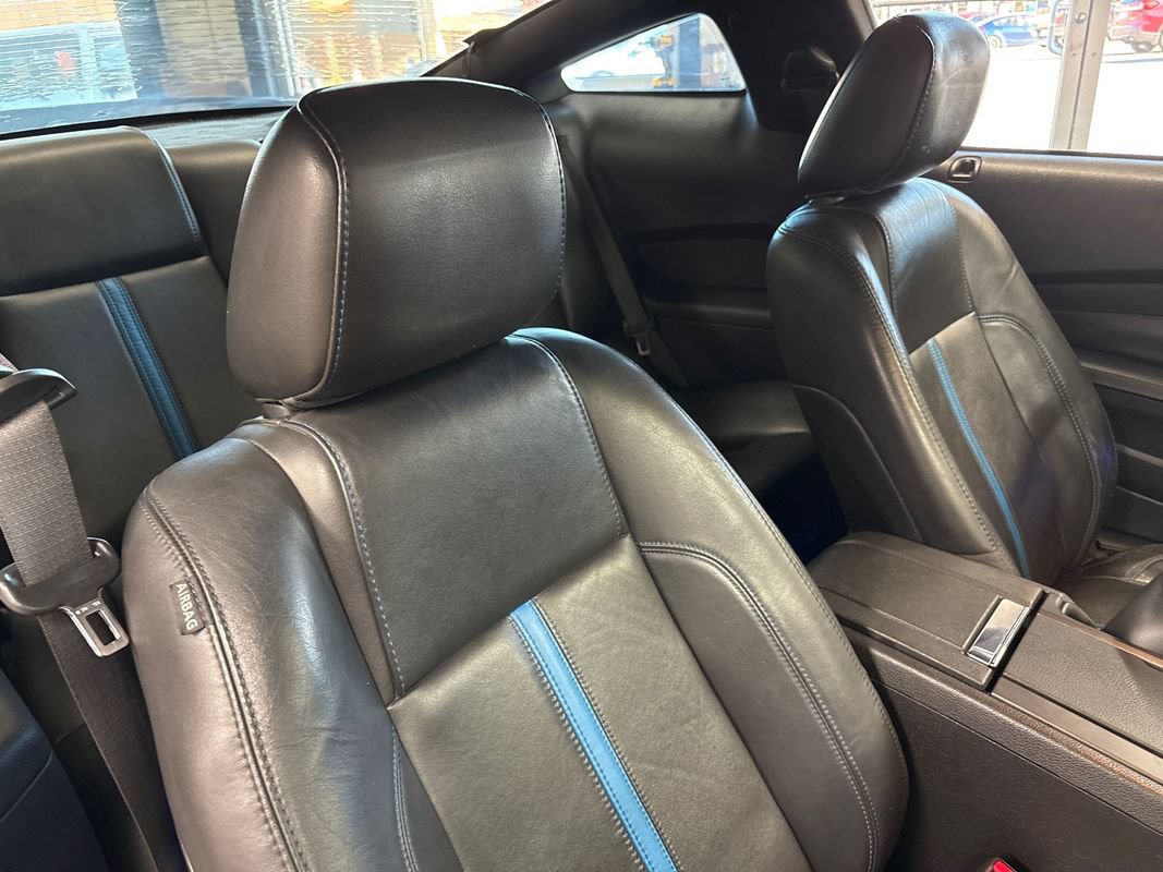 Used 2010 Ford Mustang GT Premium RWD image 48