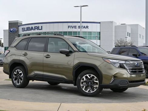 New 2026 Subaru Forester Premium image 1