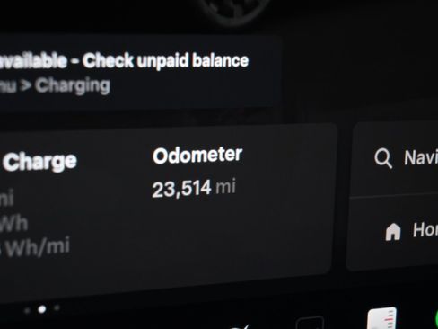 Used 2023 Tesla Model Y Performance image 26