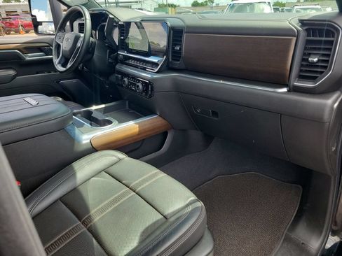 Used 2024 Chevrolet Silverado 3500 High Country w/ Midnight Edition AWD/4WD image 30