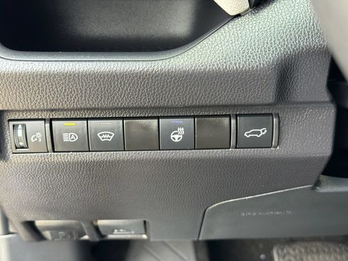 Used 2025 Toyota RAV4 XLE w/ Convenience Package AWD/4WD image 23