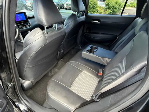 Used 2023 Toyota Corolla Cross AWD Hybrid w/ Convenience Package image 17