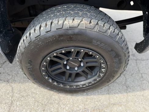 Used 2018 GMC Sierra 1500 4x4 Double Cab image 9
