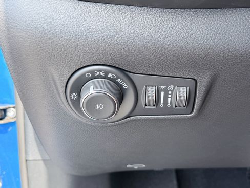 New 2026 Jeep Compass Latitude AWD/4WD image 11