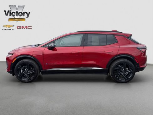 Used 2025 Chevrolet Equinox EV RS FWD image 3