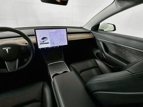 Used 2021 Tesla Model 3 Standard Range Plus RWD image 23