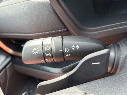 Used 2025 Toyota Grand Highlander AWD Hybrid image 19