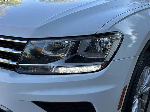 Used 2018 Volkswagen Tiguan S image 51