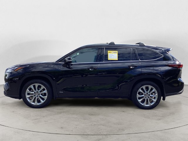 Used 2024 Toyota Highlander Limited AWD/4WD image 8