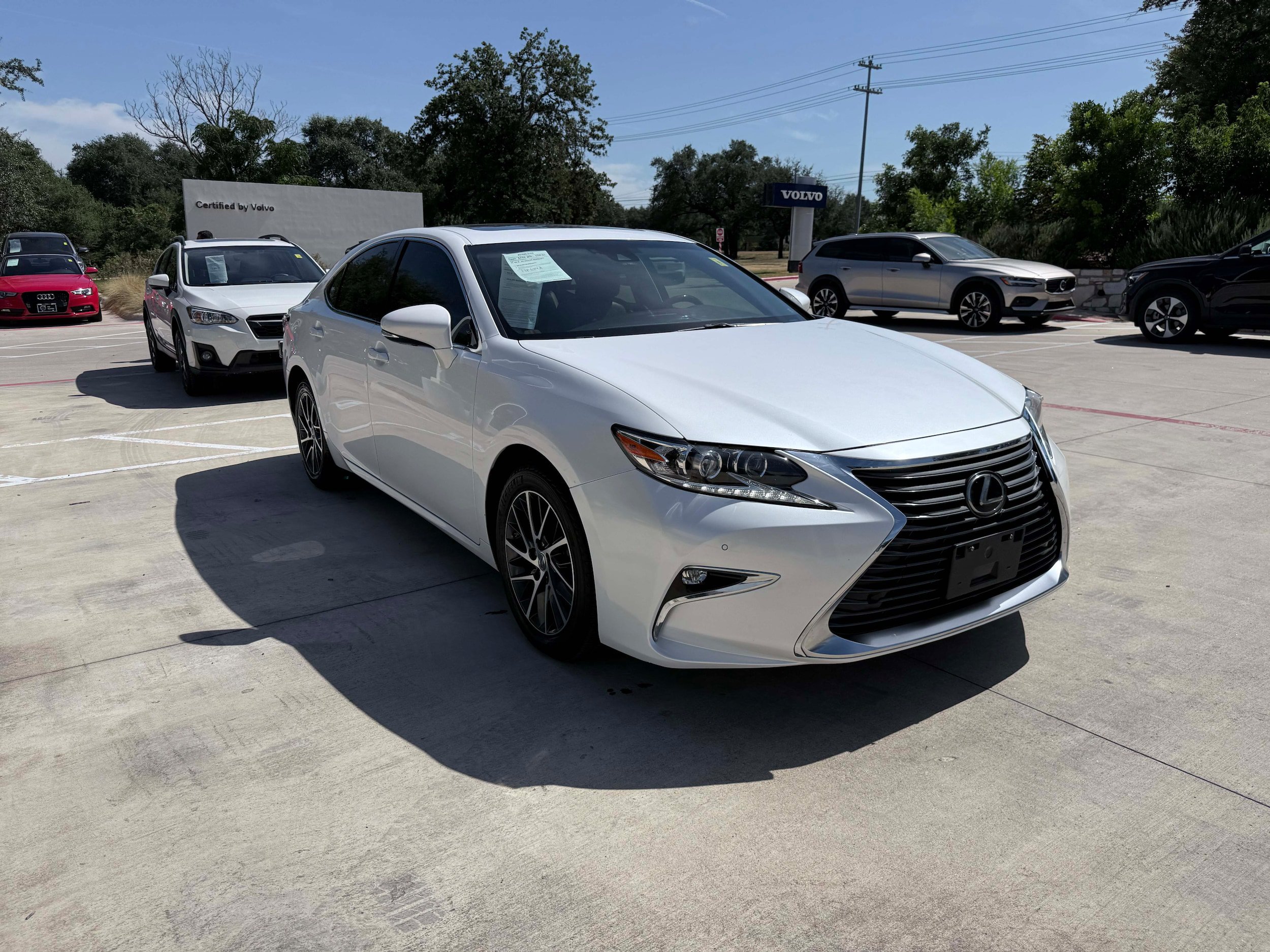 Used 2016 Lexus ES 350 w/ Luxury Package w/Wood Trim FWD image 8