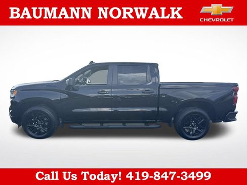 Used 2023 Chevrolet Silverado 1500 RST AWD/4WD image 2