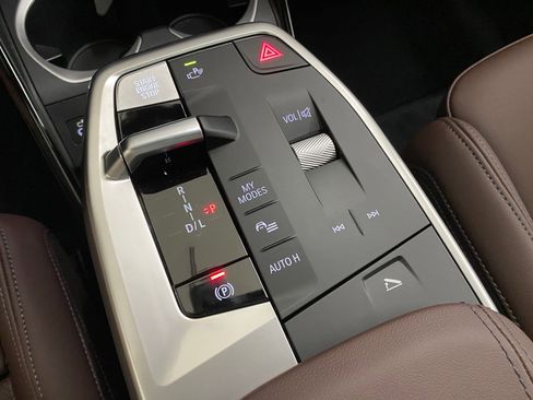 New 2025 BMW X1 xDrive28i w/ Premium Package image 18