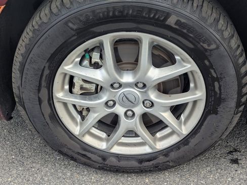 Used 2021 Chrysler Pacifica Touring w/ Uconnect Theater Family Group image 13