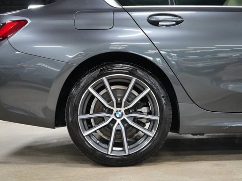 Used 2020 BMW 330i xDrive Sedan w/ Driving Assistance Package AWD/4WD image 38