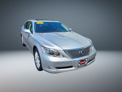 Used 2008 Lexus LS 460 RWD image 1