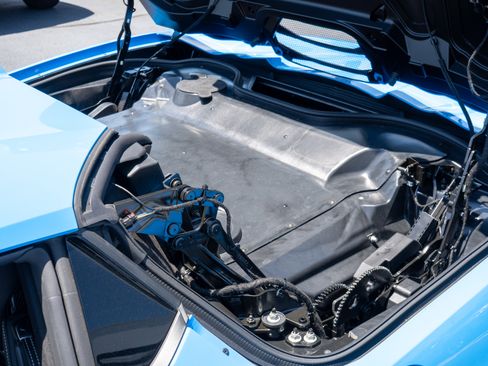 Used 2022 Chevrolet Corvette Stingray Preferred Conv w/ Z51 Performance Package RWD image 44