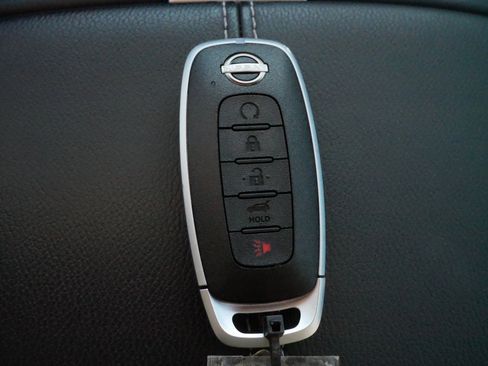 Used 2025 Nissan Murano SL image 30