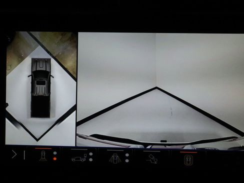 Used 2024 GMC Sierra 2500 Denali w/ Denali Reserve Package image 14