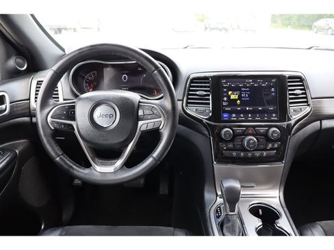 Used 2022 Jeep Grand Cherokee Laredo X AWD/4WD image 21