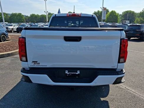 Used 2024 Chevrolet Colorado LT w/ LT Convenience Package II AWD/4WD image 7