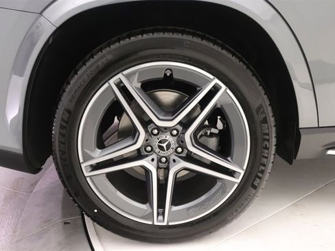 New 2026 Mercedes-Benz GLS 450 4MATIC image 13