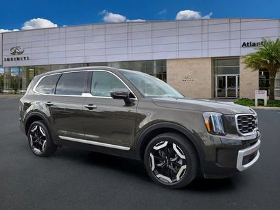 Used 2025 Kia Telluride S