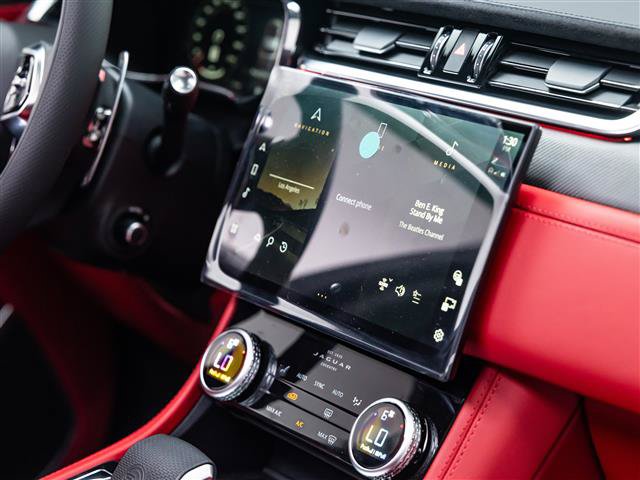 New 2026 Jaguar F-PACE SVR 575 Edition AWD/4WD image 30