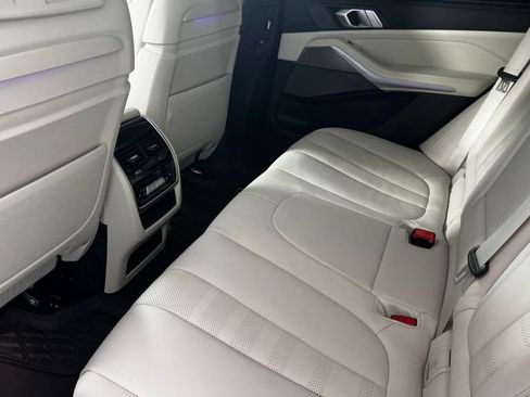 Used 2021 BMW X5 M50i w/ Executive Package AWD/4WD image 15