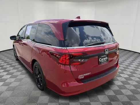 Used 2024 Honda Odyssey Sport image 4
