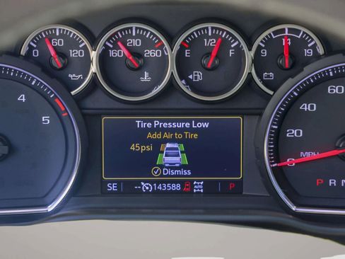 Used 2020 Chevrolet Silverado 2500 LTZ w/ LTZ Plus Package image 22