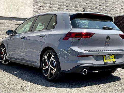 New 2025 Volkswagen GTI SE image 2