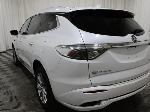 Used 2022 Buick Enclave Avenir w/ Avenir Technology Package image 28