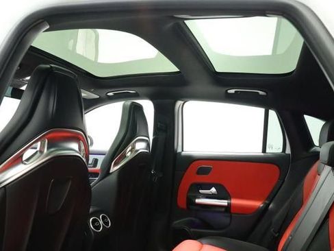 Used 2024 Mercedes-Benz GLA 35 AMG 4MATIC image 28