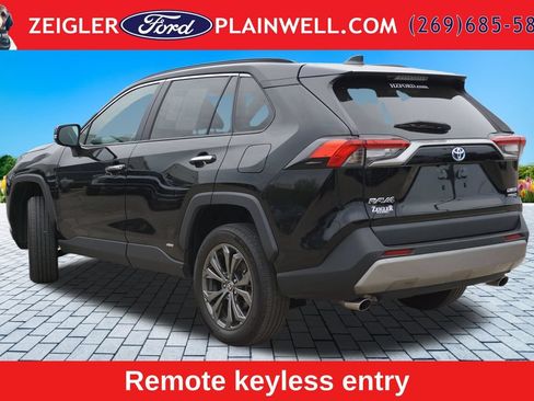 Used 2023 Toyota RAV4 Limited AWD/4WD image 3