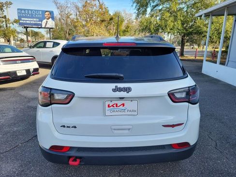 Used 2022 Jeep Compass Trailhawk w/ Trailhawk Elite Group image 9