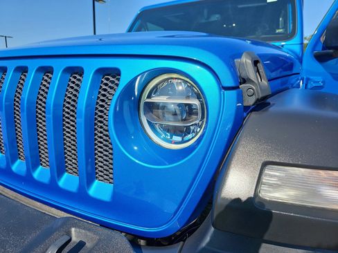 Used 2021 Jeep Wrangler Unlimited Sport w/ Sun And Sound Package AWD/4WD image 32