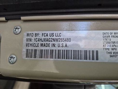 Used 2022 Jeep Wrangler Sport AWD/4WD image 16