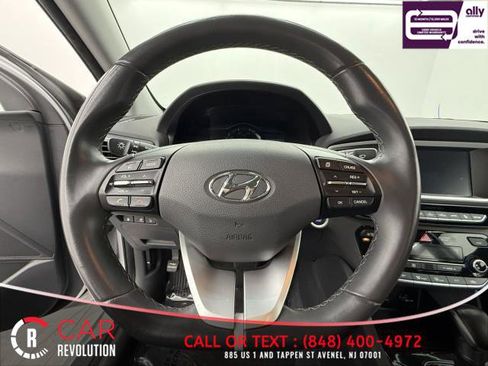 Used 2019 Hyundai Ioniq Plug-In Hybrid image 19