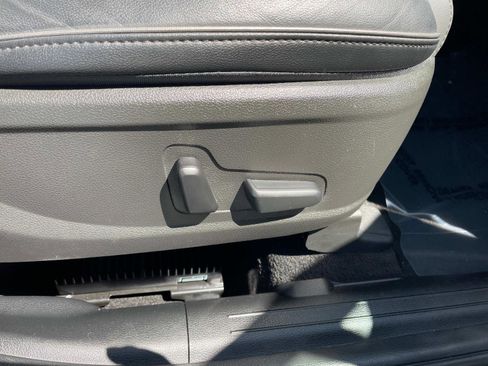 Used 2023 Hyundai Santa Fe Limited image 27