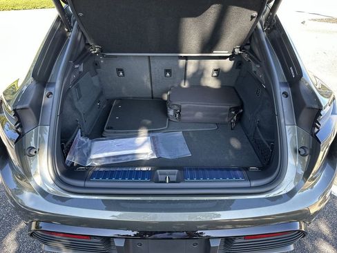 New 2025 Porsche Macan Turbo Electric AWD/4WD image 20