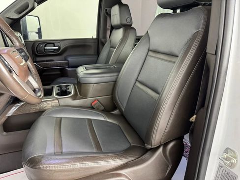 Used 2022 GMC Sierra 2500 Denali w/ Denali Ultimate Package AWD/4WD image 37