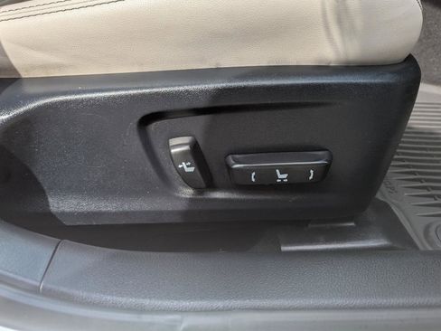 Used 2015 Lexus IS 250 AWD w/ Navigation System Package image 40