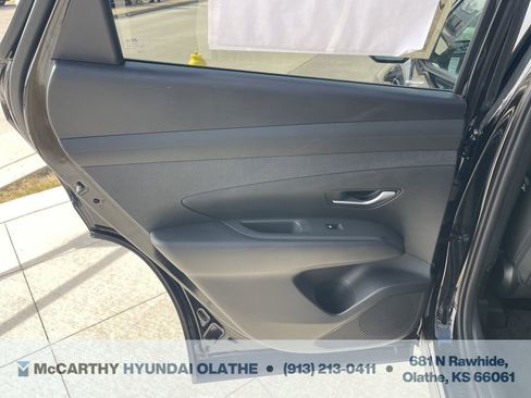 Certified 2025 Hyundai Tucson SEL image 28