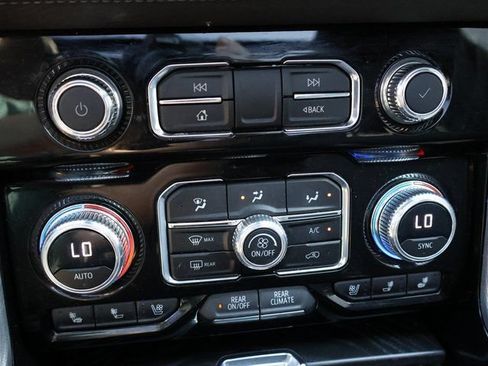 Certified 2023 GMC Yukon Denali AWD/4WD image 36