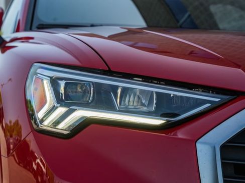 Used 2024 Audi Q3 2.0T Premium AWD/4WD image 18
